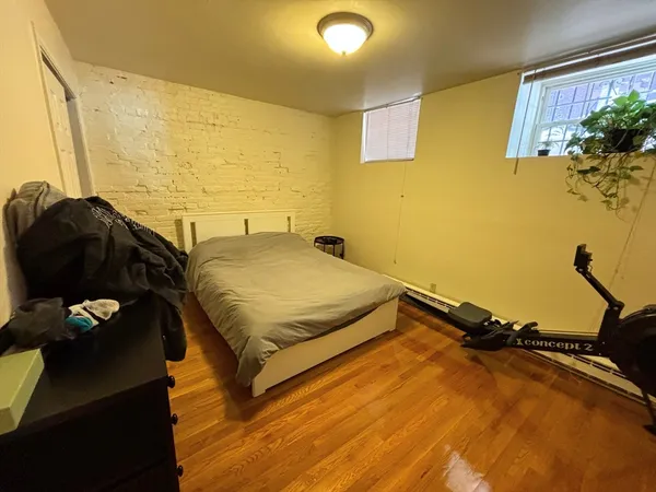 $2,595 | 76 Tyler Street, Unit B1, Boston, MA 02111
