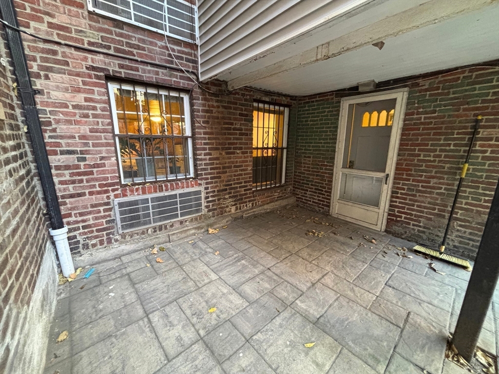 76 Tyler Street, Unit B1 Boston, MA 02111 - Photo 9 of 14