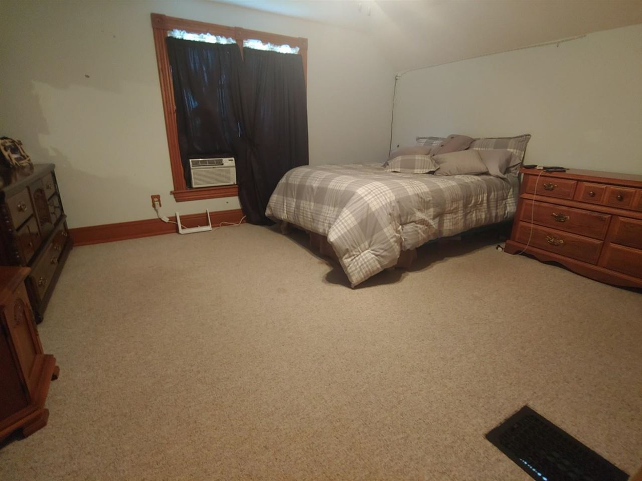 1859 South Mackinaw Road Kawkawlin, MI 48631 - Photo 15 of 25 Gallery Image 15