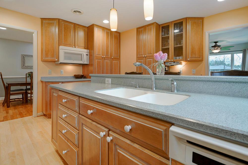 3176 Leeds Road Columbus, OH 43221 - Photo 16 of 27