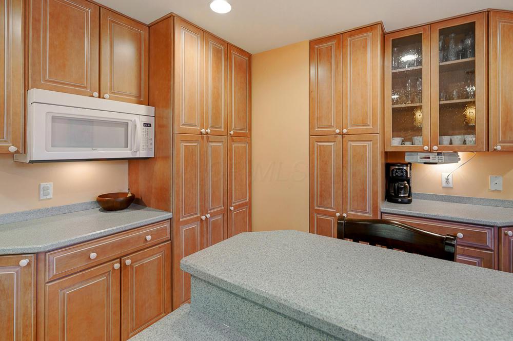 3176 Leeds Road Columbus, OH 43221 - Photo 17 of 27