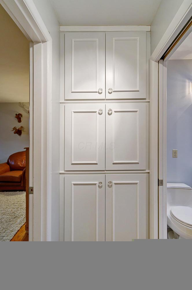 3176 Leeds Road Columbus, OH 43221 - Photo 20 of 27
