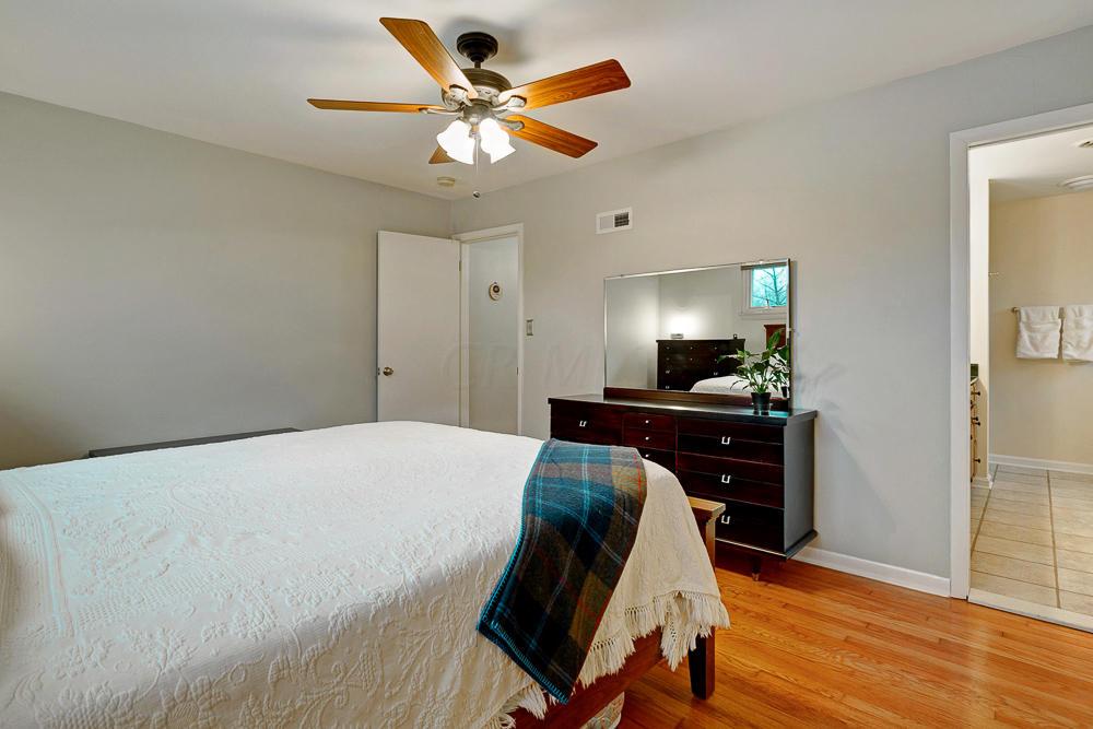 3176 Leeds Road Columbus, OH 43221 - Photo 23 of 27