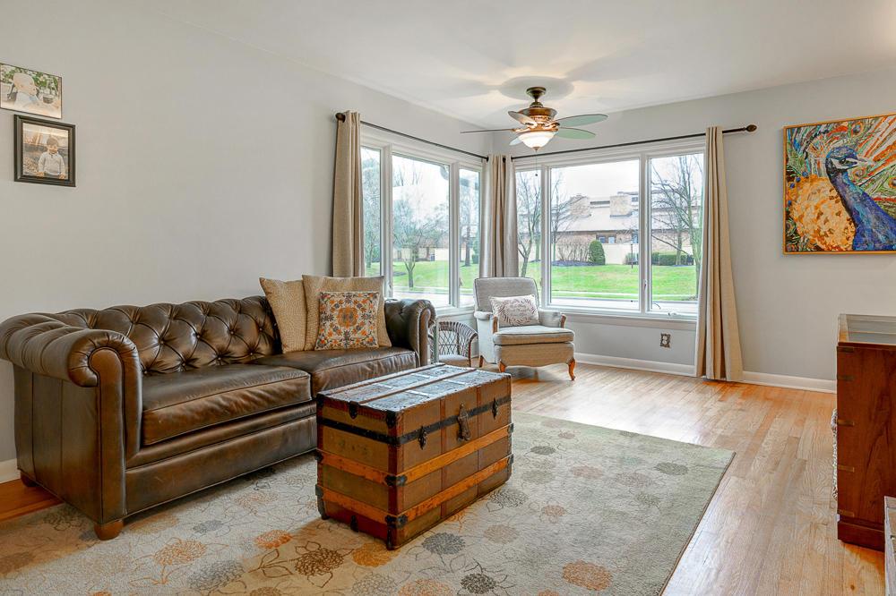 3176 Leeds Road Columbus, OH 43221 - Photo 9 of 27