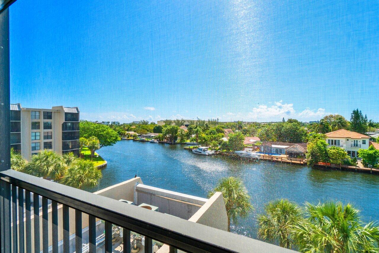 18 Royal Palm Way, Unit 504 Boca Raton, FL 33432 - Photo 3 of 25 Waterfront