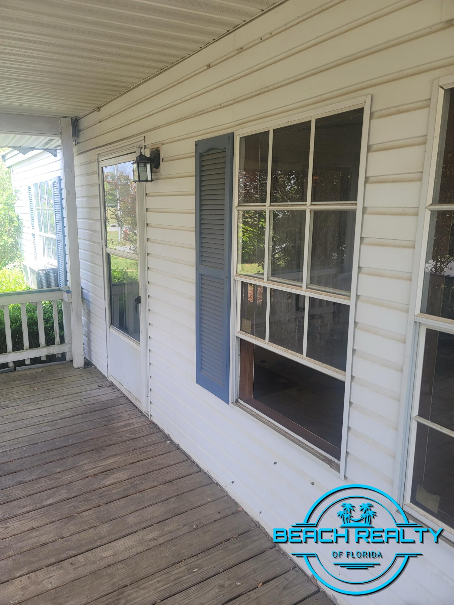 2128 Shadow Bay Avenue Grand Ridge, FL 32442 - Photo 3 of 9 PORCH