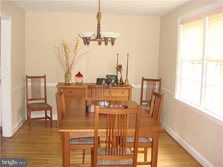 118 Earlington Road Havertown, PA 19083 - Photo 4 of 15 Dining Room
