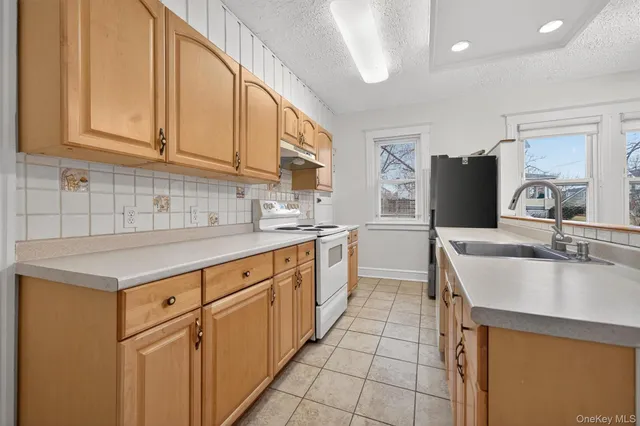 $3,200 | 27 Algernon Street, Cornwall, NY 12518