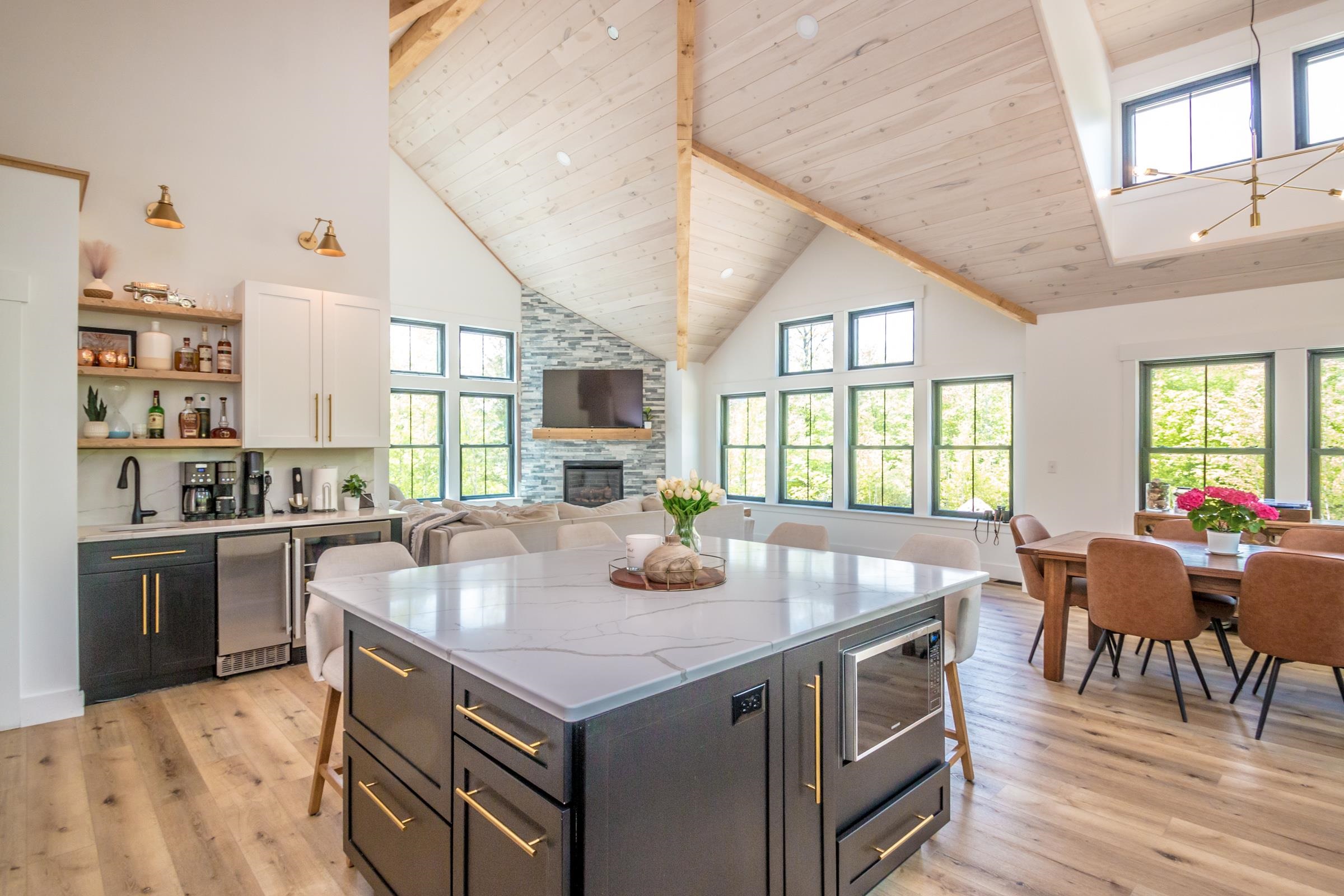 565 Grandview Road Conway, NH 03818 - Photo 2 of 32