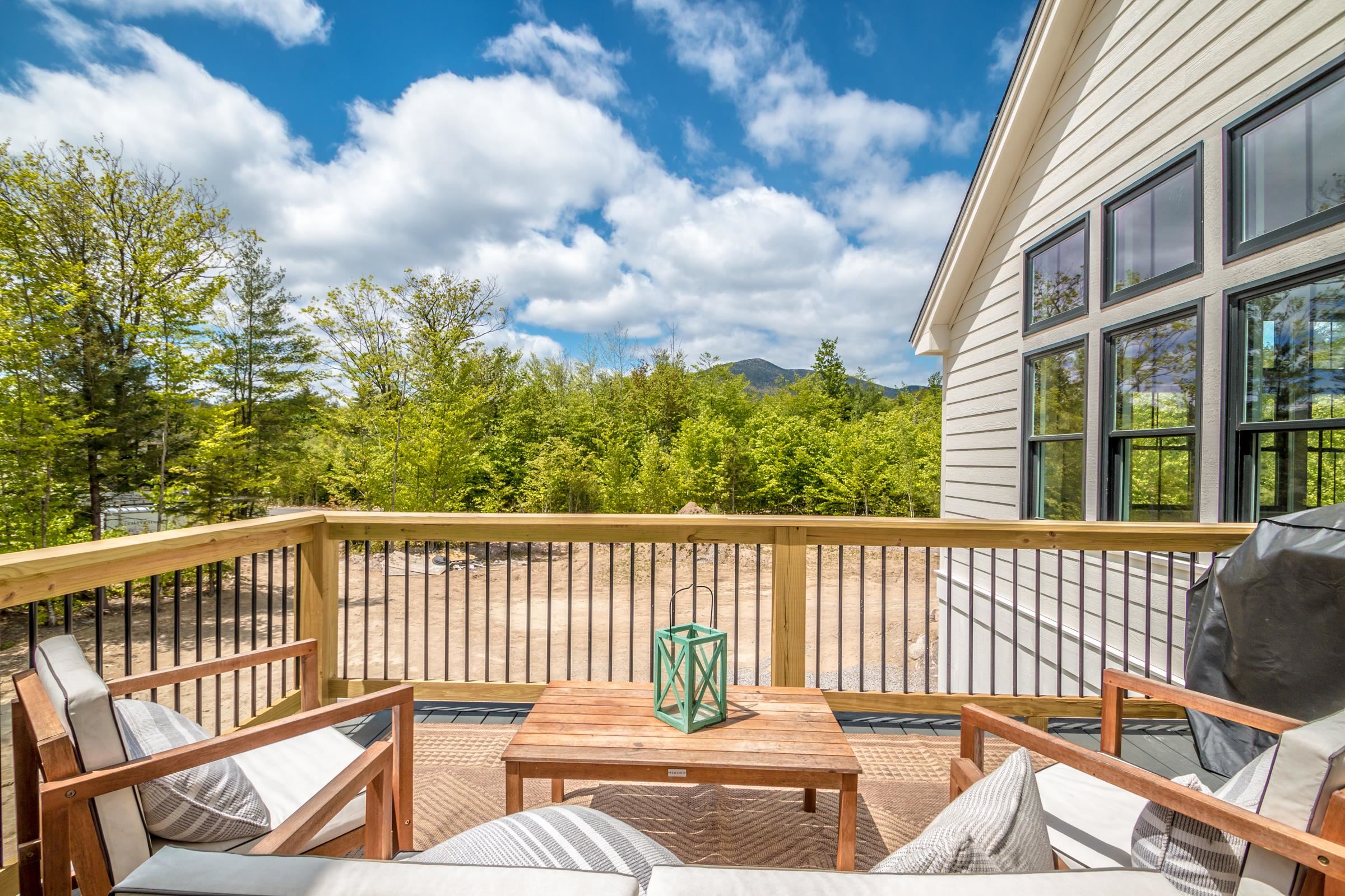 565 Grandview Road Conway, NH 03818 - Photo 4 of 32