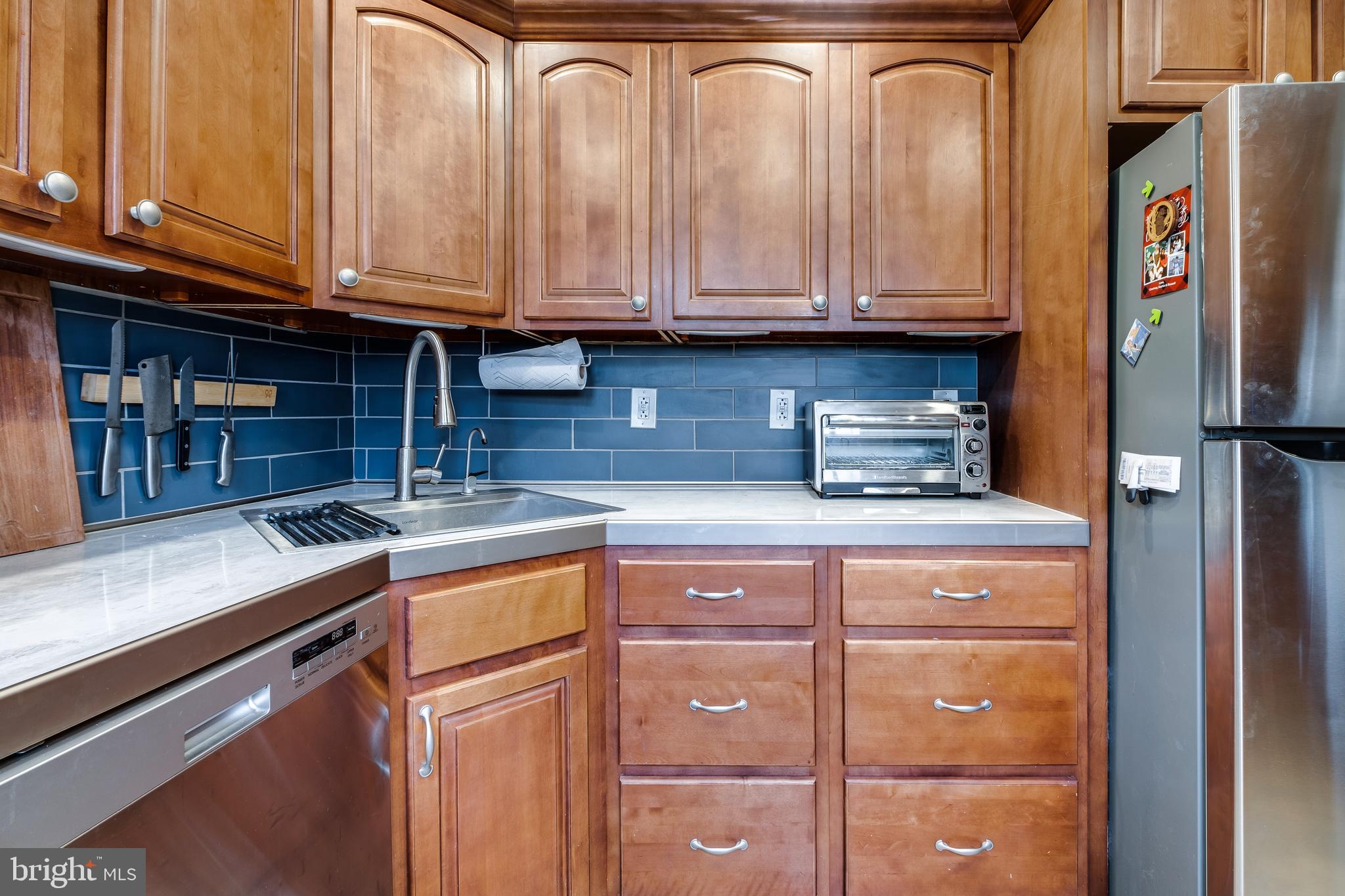 719 Surrey Road Aldan, PA 19018 - Photo 13 of 40