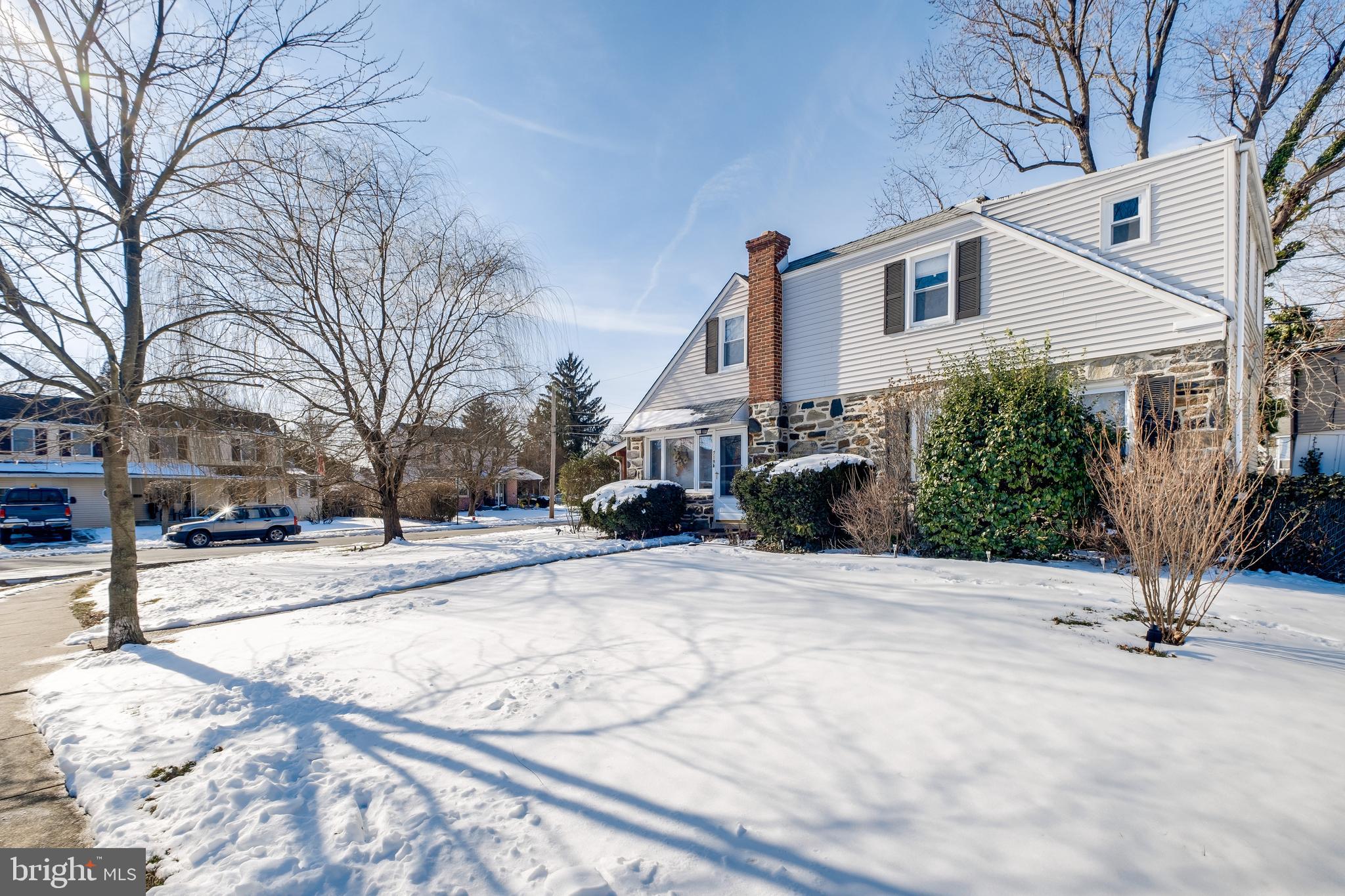 719 Surrey Road Aldan, PA 19018 - Photo 2 of 40