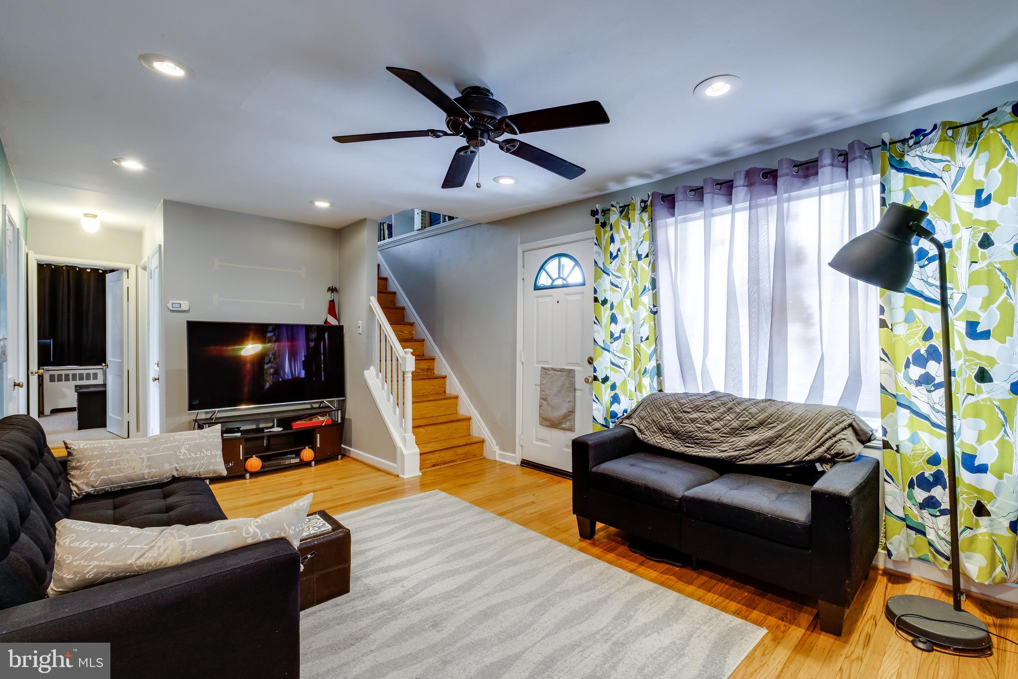 719 Surrey Road Aldan, PA 19018 - Photo 5 of 40
