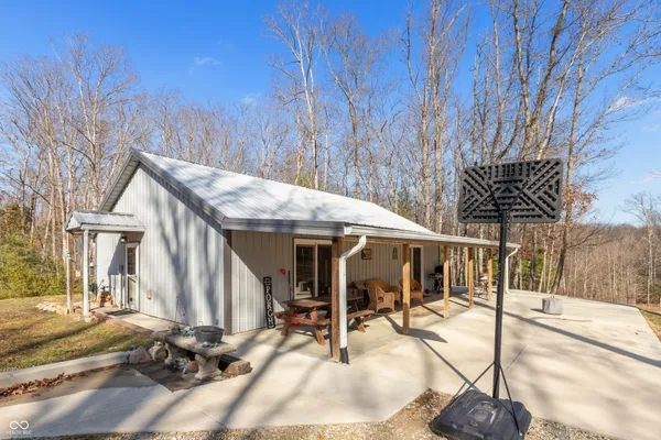 $674,900 | 3391 West County Road 1125 North, Seymour, IN 47274