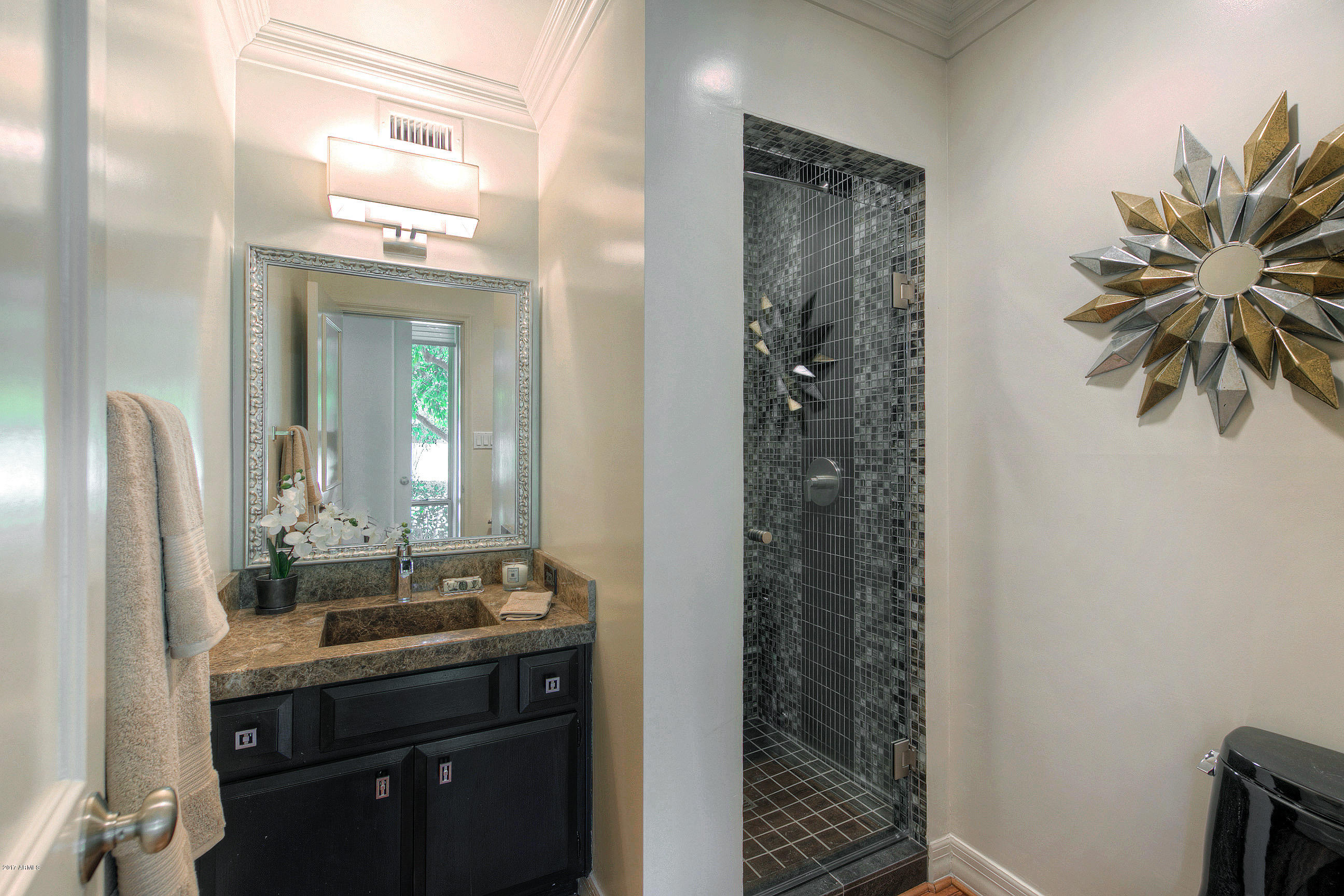 5666 North Scottsdale Road Paradise Valley, AZ 85253 - Photo 12 of 30 3rd Bath