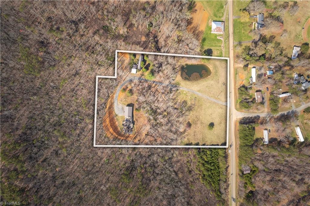 2558 YMCA Camp Road King, NC 27021 - Photo 5 of 43