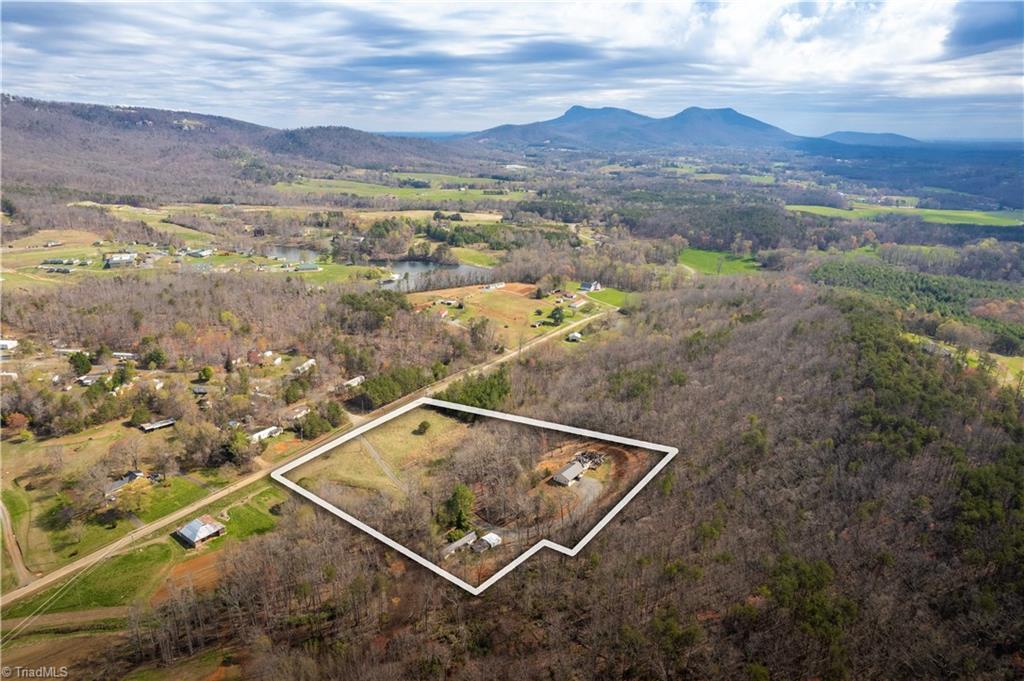 2558 YMCA Camp Road King, NC 27021 - Photo 8 of 43