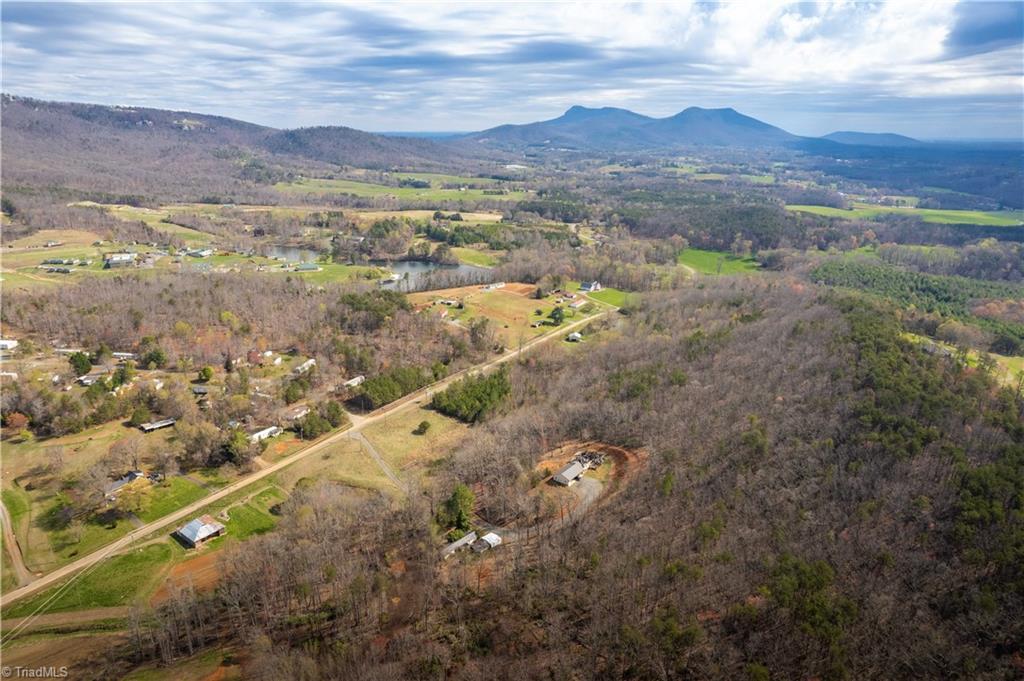 2558 YMCA Camp Road King, NC 27021 - Photo 9 of 43
