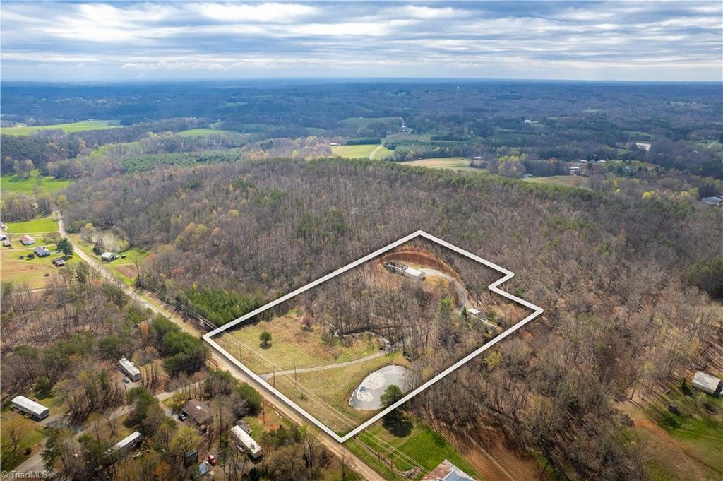 2558 YMCA Camp Road King, NC 27021 - Photo 10 of 43