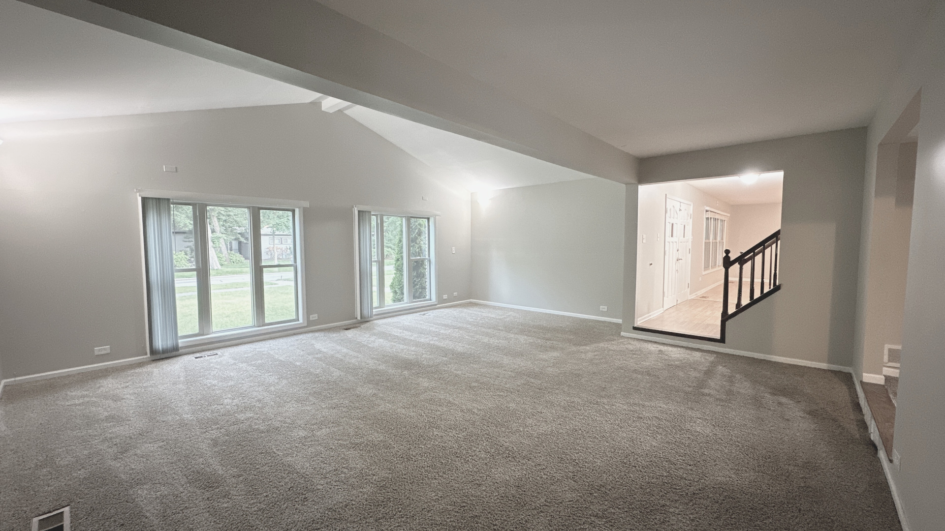1607 Sylvan Court Flossmoor, IL 60422 - Photo 4 of 21 a view of an empty room with a window