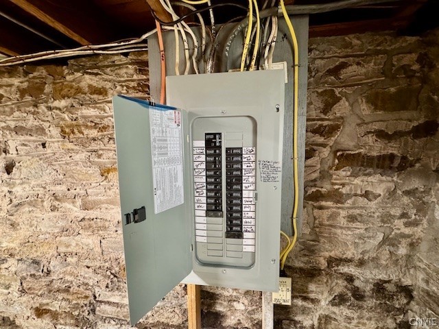 526 Broadway Street Oneida, NY 13421 - Photo 31 of 35 200 amp CB panel