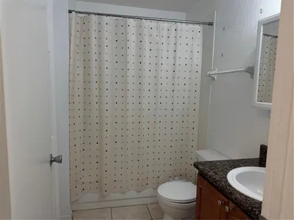 $185,000 | 5440 South MacDill Avenue, Unit 1I, Tampa, FL 33611