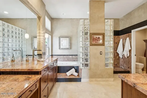 a en suite bathroom with a shower