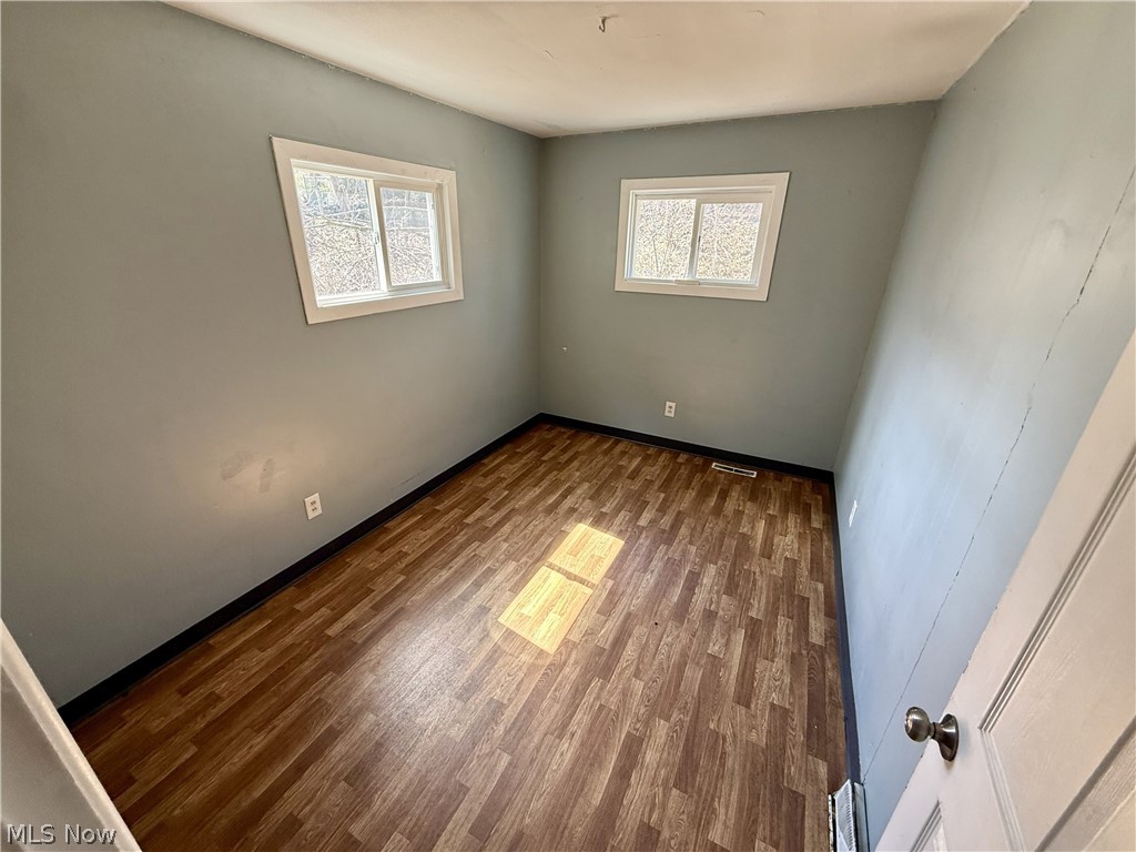 222 Rhodes Avenue Akron, OH 44302 - Photo 8 of 10