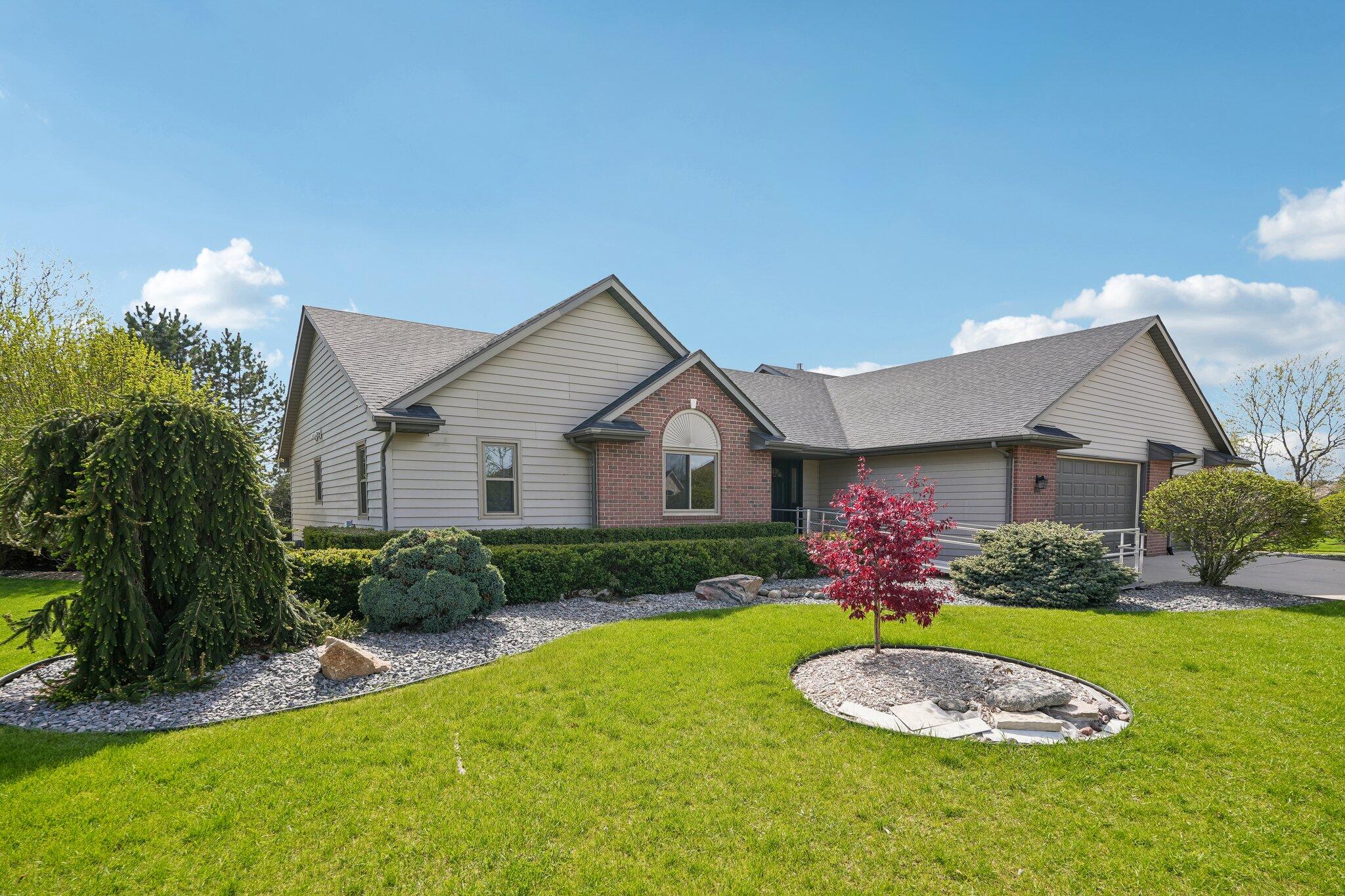 8108 East Ridge Drive Pleasant Prairie, WI 53158 - Photo 5 of 51 4-web-or-mls-E Ridge Dr-S0505-004