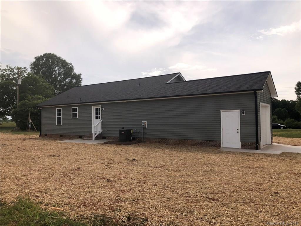 608 Salem Church Road Maiden, NC 28650 - Photo 3 of 10 Gallery Image 3