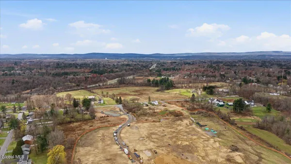 $799,999 | L18.2 Kenwood Avenue, Bethlehem, NY 12077