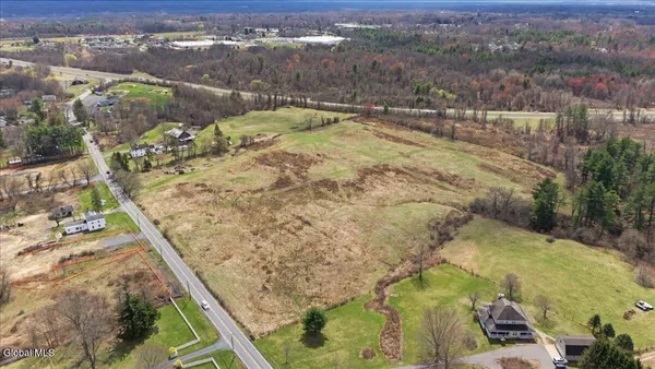 $799,999 | L18.2 Kenwood Avenue, Bethlehem, NY 12077