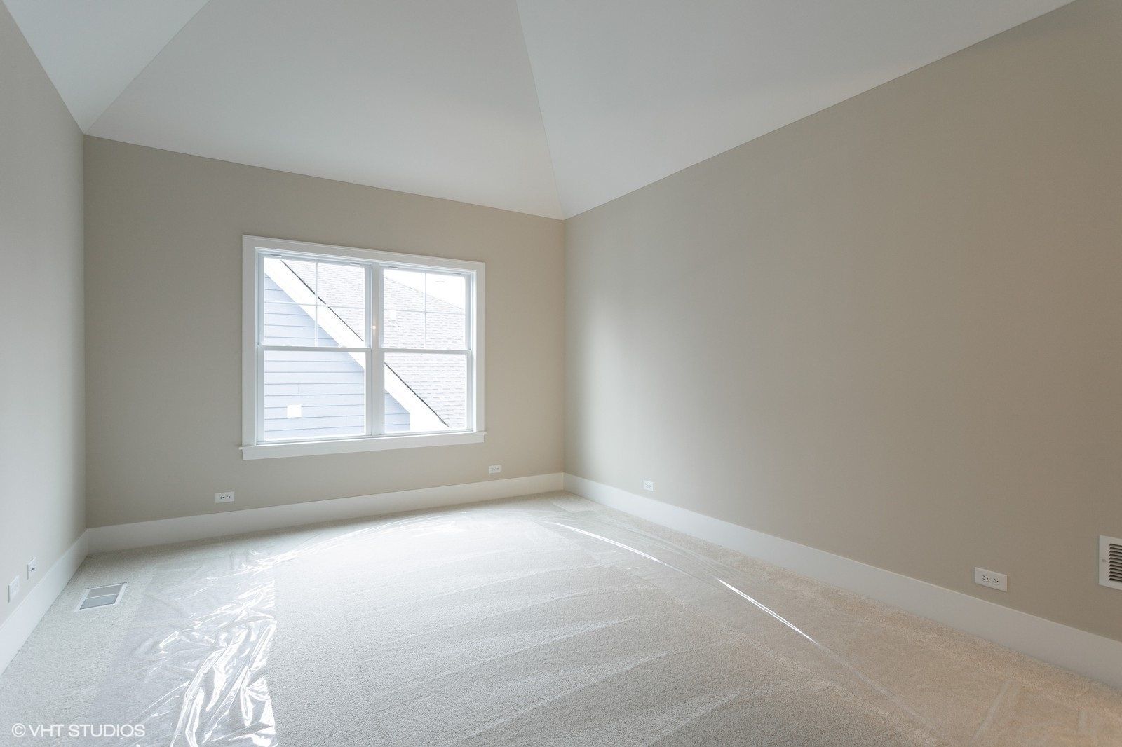 2071 Deer (lot 25) Trail Long Grove, IL 60047 - Photo 16 of 17 an empty room with a window