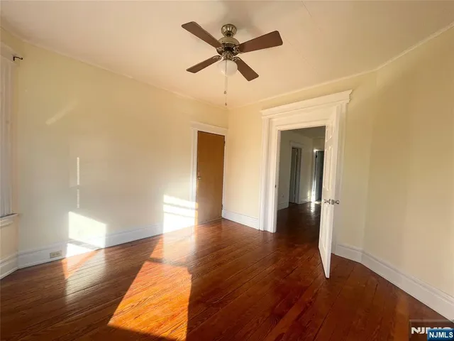 $2,280 | 180 Devon Street, Unit 2, Kearny, NJ 07032