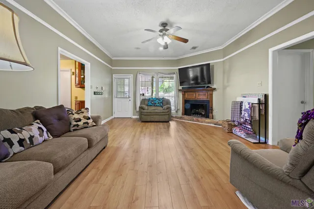 $230,000 | 15833 Hewwood Avenue, Baton Rouge, LA 70816