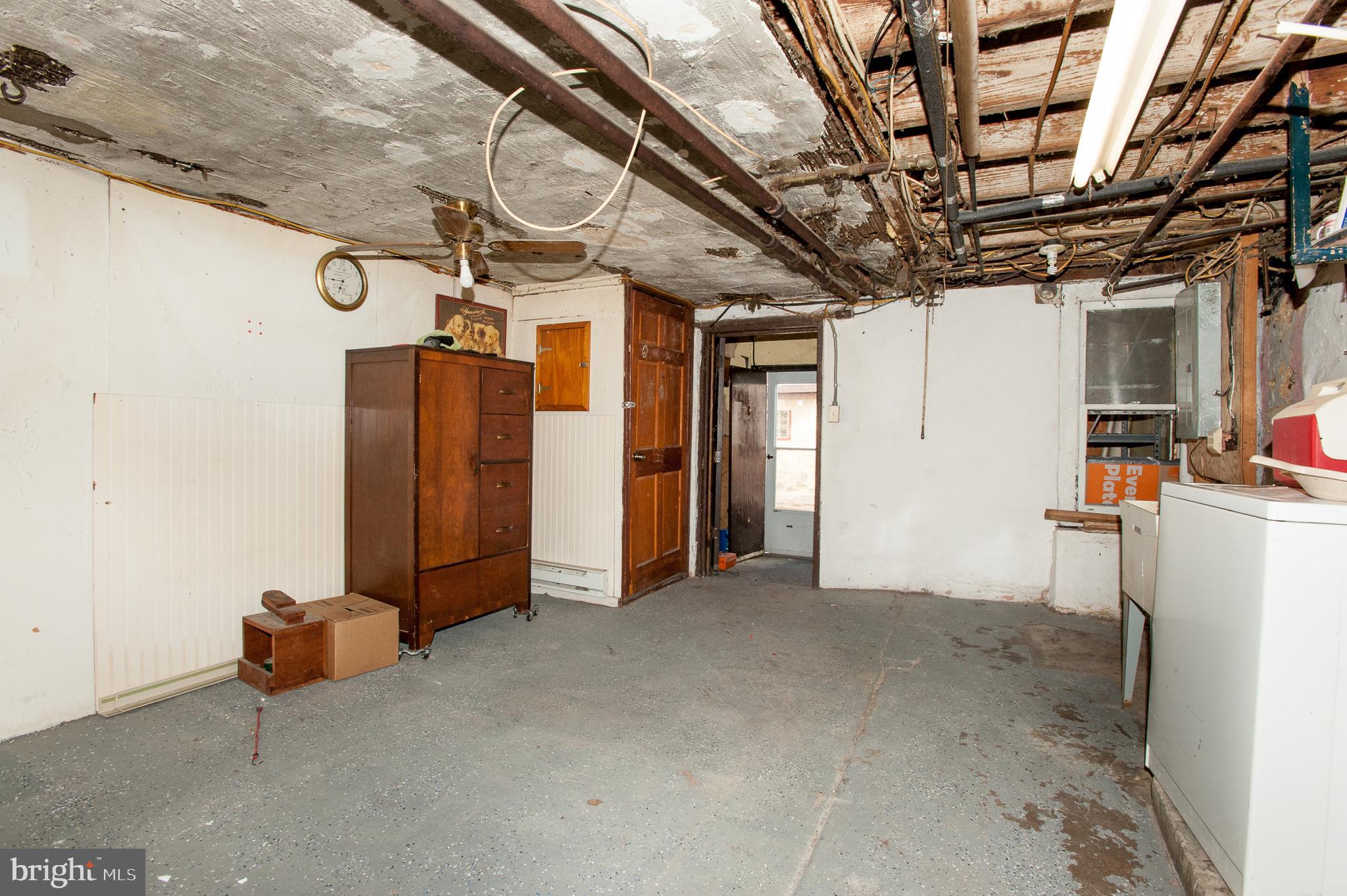 7004 Atlantic Avenue Upper Darby, PA 19082 - Photo 20 of 22 Basement - Walk out