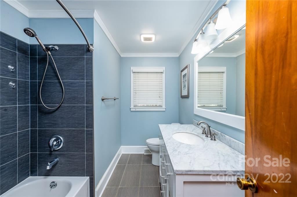 3014 Enfield Road Charlotte, NC 28205 - Photo 13 of 21 Gallery Image 13