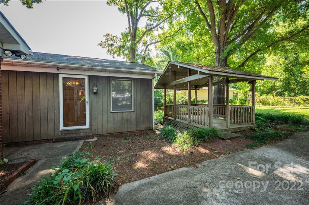 3014 Enfield Road Charlotte, NC 28205 - Photo 19 of 21 Gallery Image 19