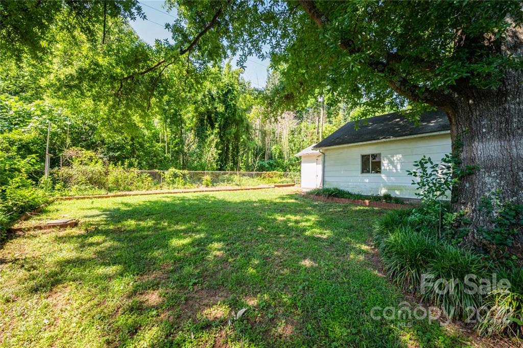 3014 Enfield Road Charlotte, NC 28205 - Photo 21 of 21 Gallery Image 21