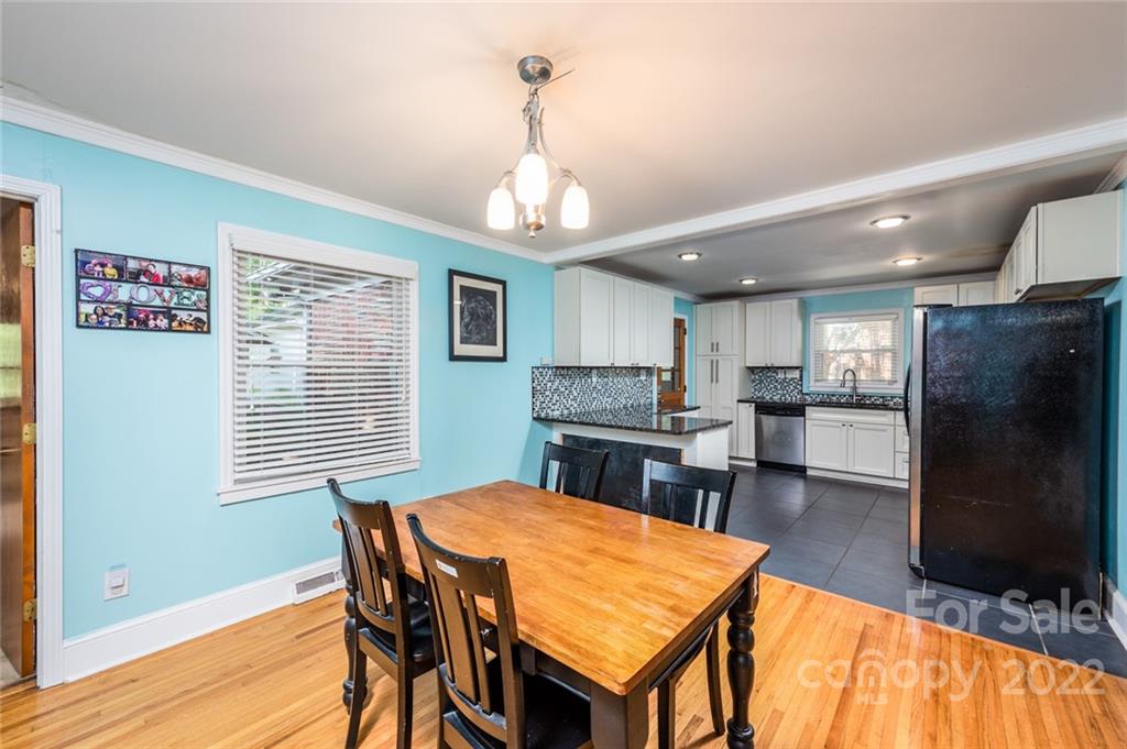 3014 Enfield Road Charlotte, NC 28205 - Photo 4 of 21 Gallery Image 4