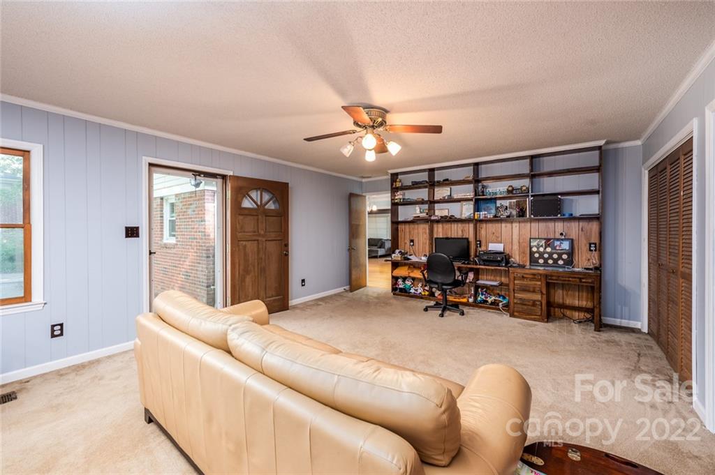 3014 Enfield Road Charlotte, NC 28205 - Photo 8 of 21 Gallery Image 8