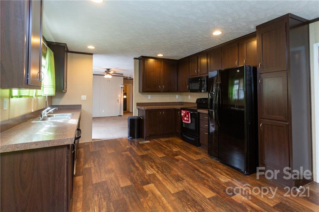 878 Bee Tree Road Swannanoa, NC 28778 - Photo 8 of 18 Gallery Image 8