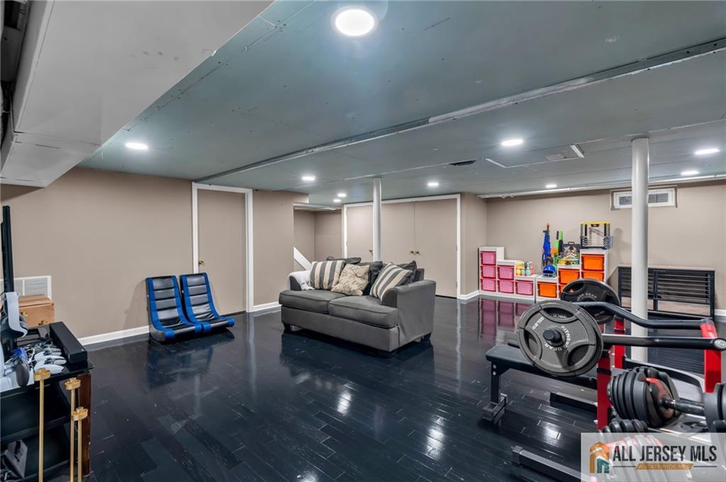 785 3rd Street Dunellen, NJ 08812 - Photo 40 of 53