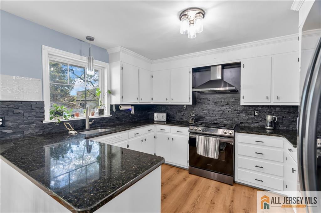 785 3rd Street Dunellen, NJ 08812 - Photo 7 of 53