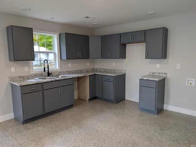 $169,000 | 1513 North Street, Washington, IN 47501