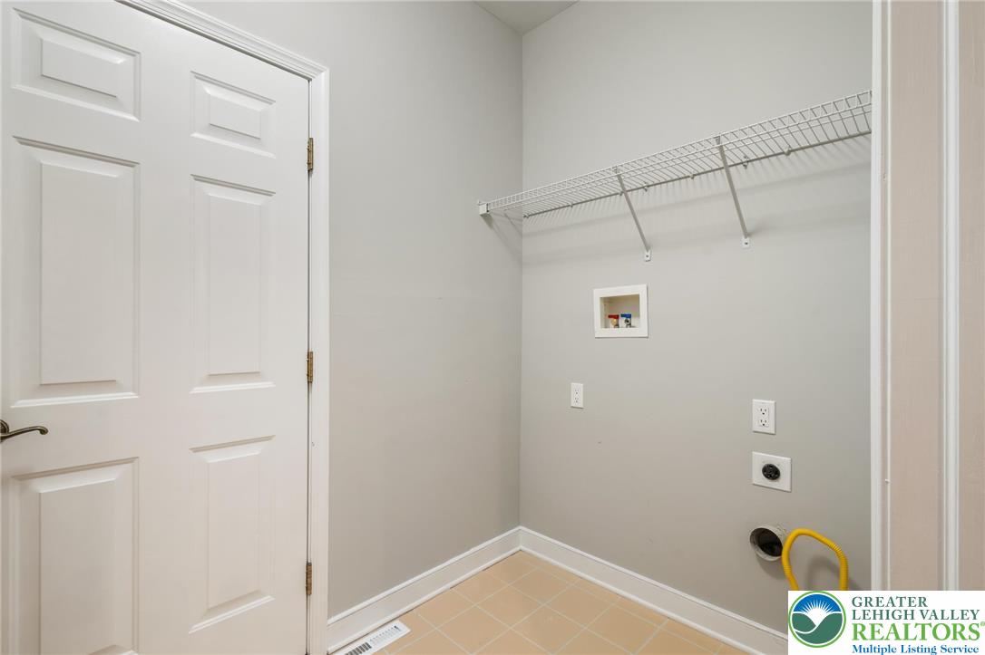 6022 Eli Circle Macungie, PA 18062 - Photo 28 of 29 a bathroom with a bathtub