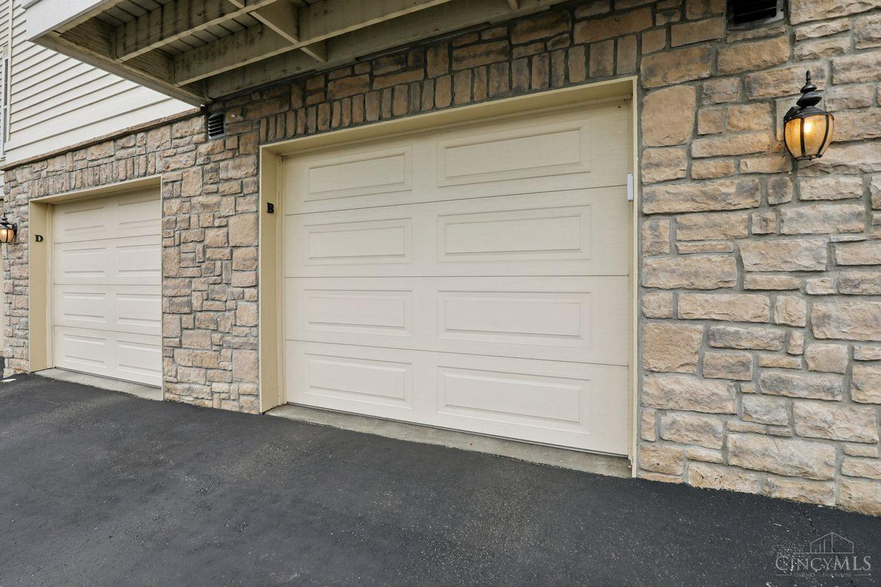 3390 Wasson Road, Unit B Cincinnati, OH 45209 - Photo 38 of 42