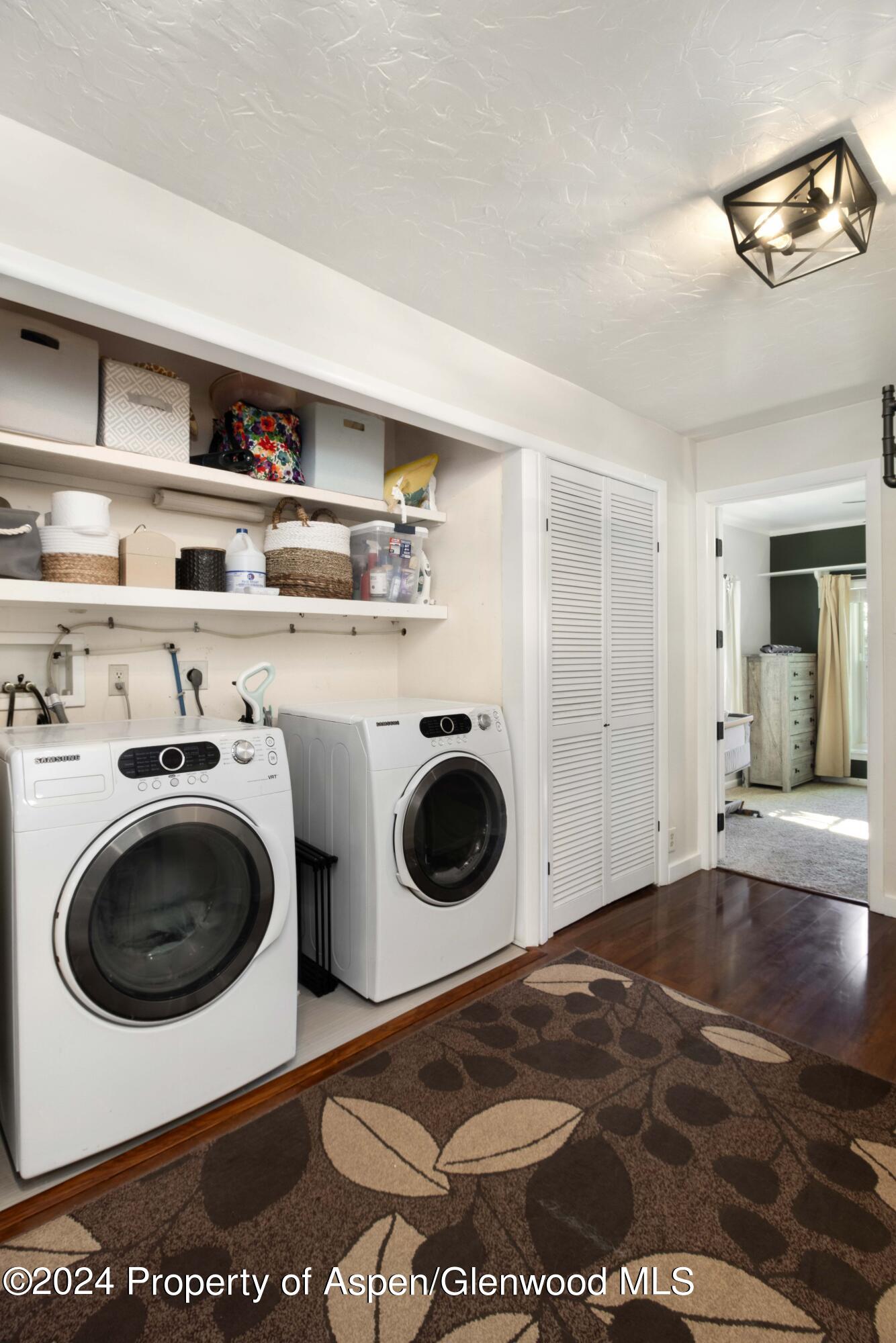 816 East 2nd Street New Castle, CO 81647 - Photo 22 of 32 a view of washer and dryer