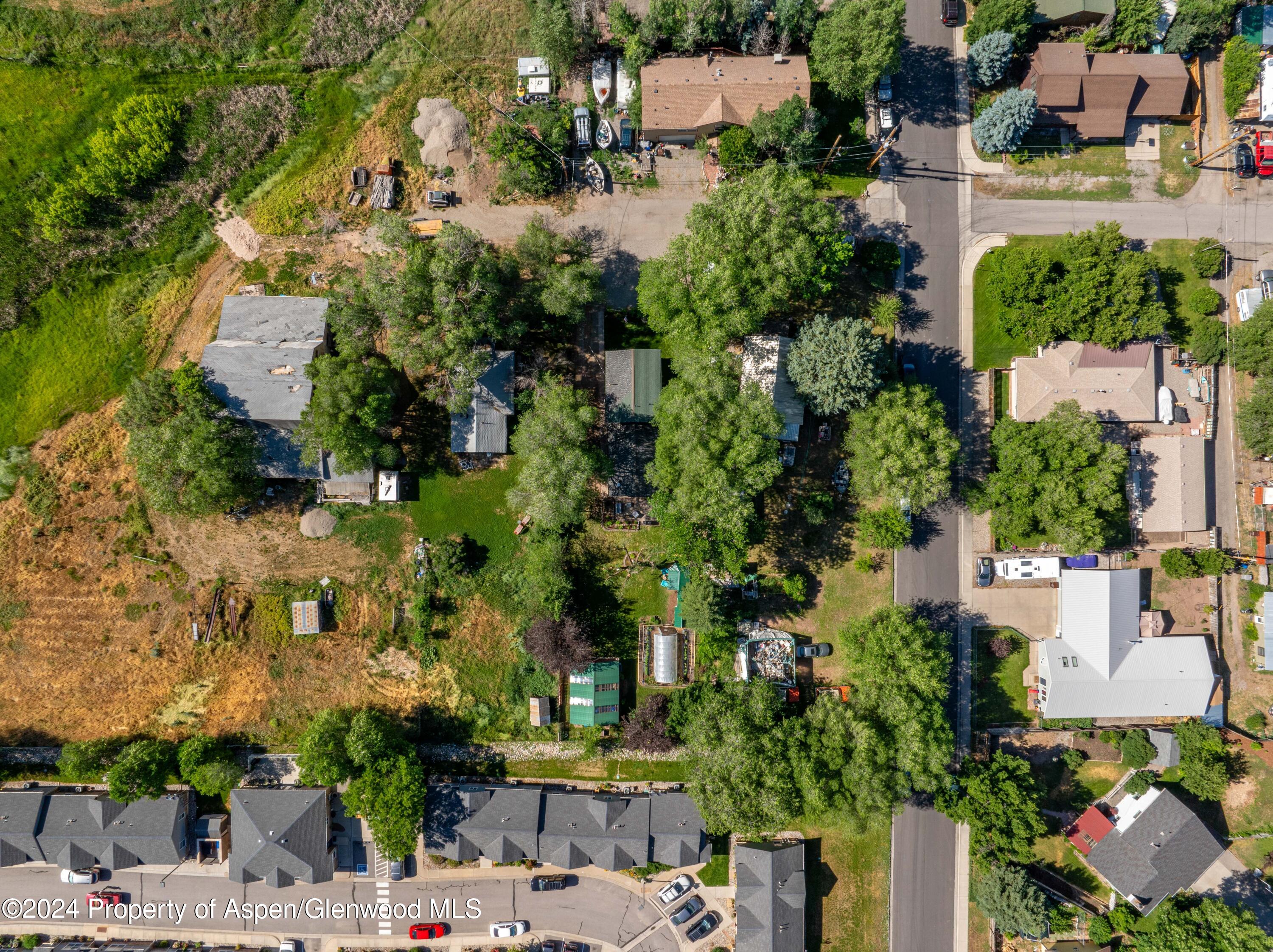 816 East 2nd Street New Castle, CO 81647 - Photo 31 of 32 an aerial view of multiple house