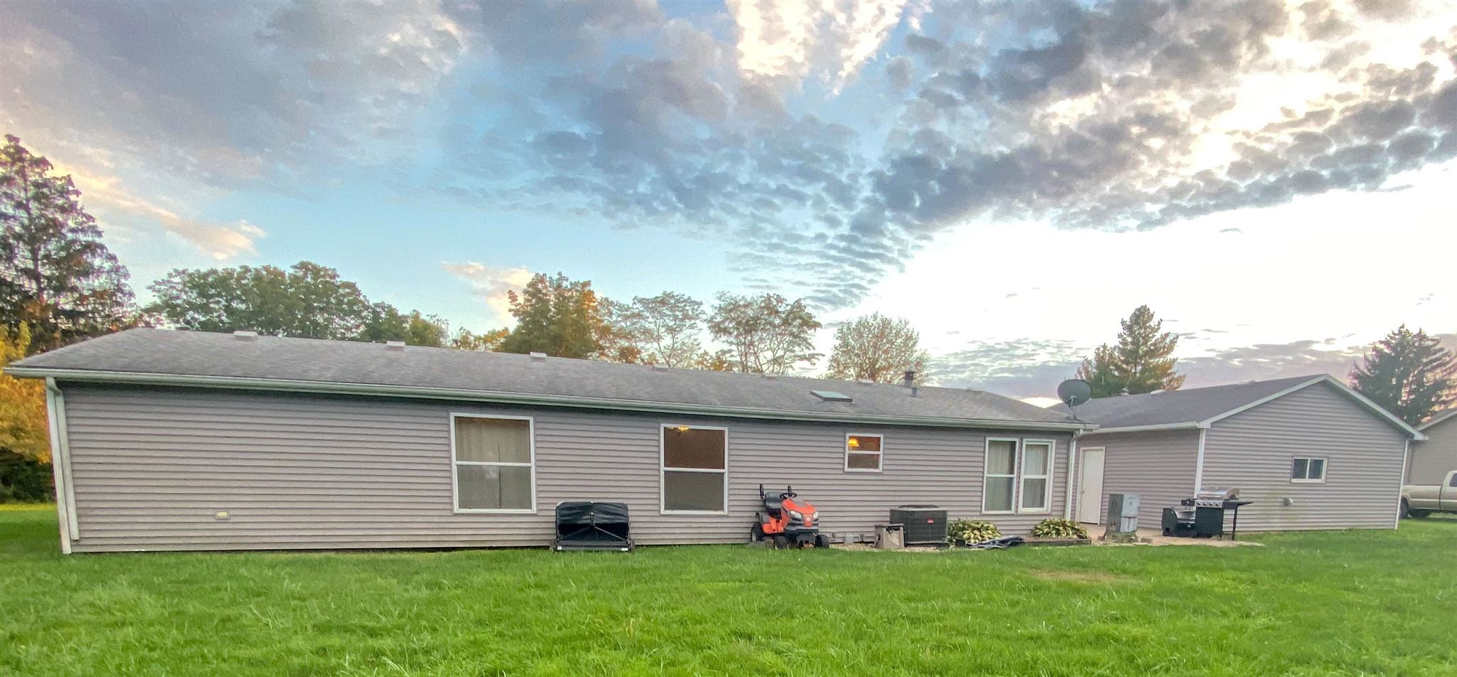 7489 Deer Run Road Pleasant Plains, IL 62677 - Photo 18 of 19 Gallery Image 18